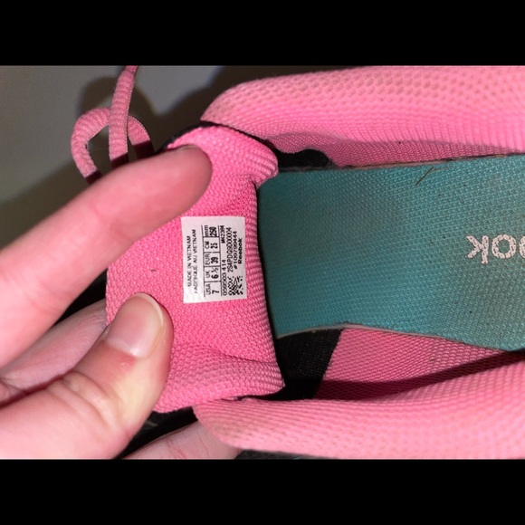 Reebok Running Shoes - Picture 4 of 4